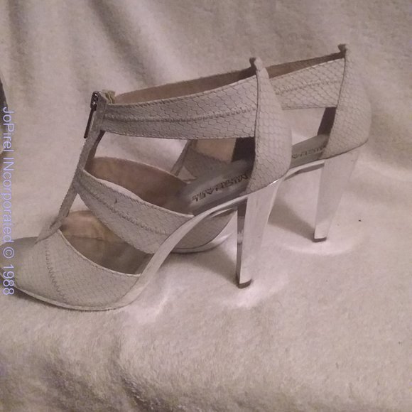Michael Kors Snakeskin Designed 3 Strap Ankle 4 in Heel - Picture 3 of 7